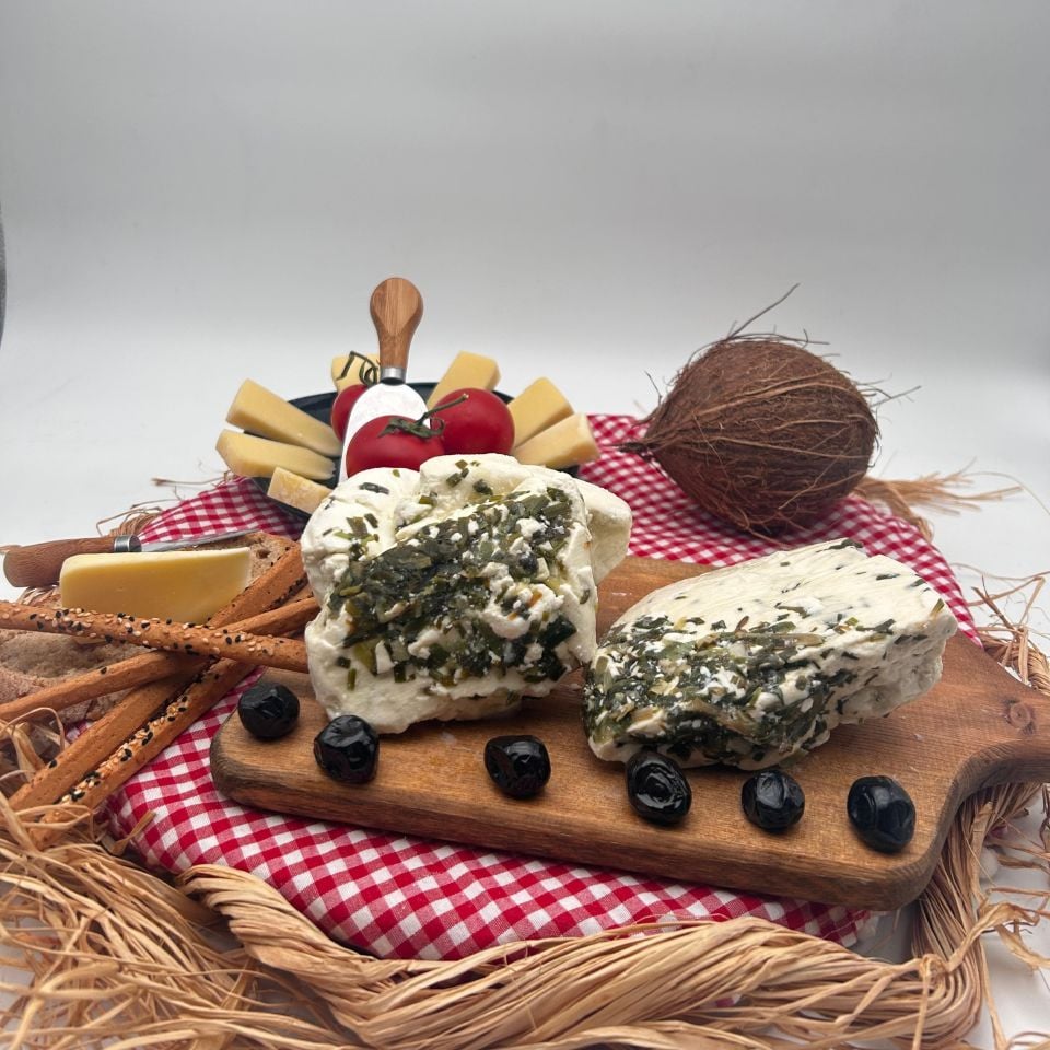 Van Otlu Peyniri  350 Gr