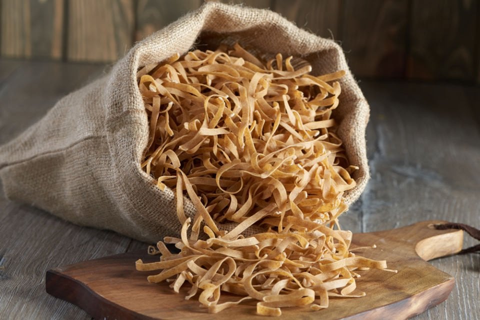 Hünerli Köy Tam Buğday Erişte 500 Gr